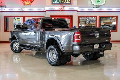 2022 RAM 3500 Laramie Crew Cab 4x4 8' Box