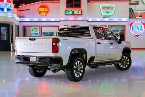 2022 Chevrolet Silverado 2500 Custom