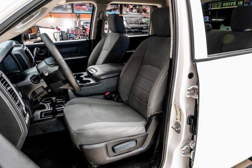 2018 RAM 2500 Tradesman Crew Cab 4x4 6'4' Box