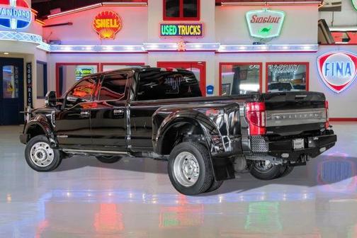 2022 Ford F-450 Platinum
