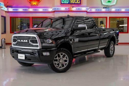 2018 RAM 3500 Limited Crew Cab 4x4 8' Box