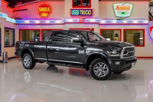 2018 RAM 3500 Limited Crew Cab 4x4 8' Box