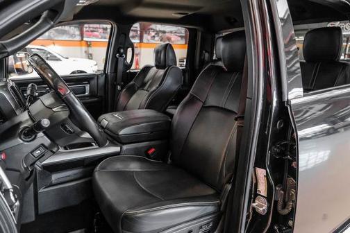 2018 RAM 3500 Limited Crew Cab 4x4 8' Box