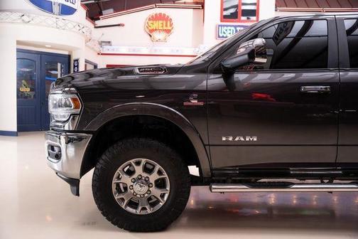 2021 RAM 2500 Laramie Crew Cab 4x4 6'4' Box