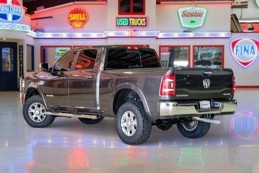 2021 RAM 2500 Laramie Crew Cab 4x4 6'4' Box