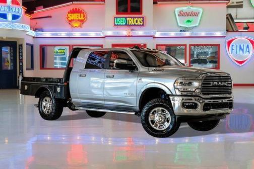 2019 RAM 2500 Laramie Mega Cab 4x4 6'4' Box