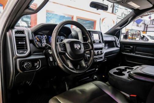 2021 RAM 2500 Tradesman Crew Cab 4x4 8' Box