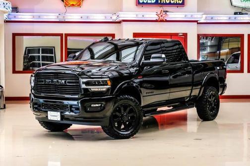 2019 RAM 2500 Laramie Crew Cab 4x4 6'4' Box