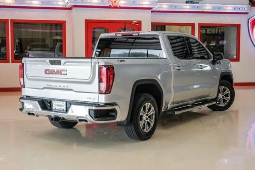 2022 GMC Sierra 1500 SLE