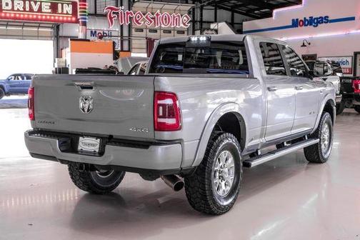 2022 RAM 2500 Laramie Crew Cab 4x4 6'4' Box