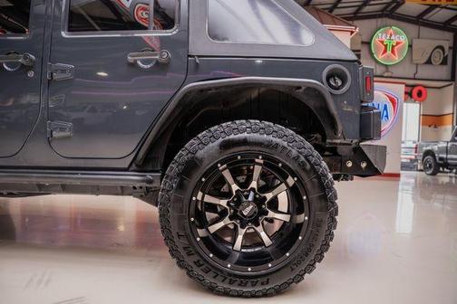 2017 Jeep Wrangler Unlimited Willy Wheeler 4x4