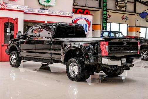 2022 Ford F-350 Lariat