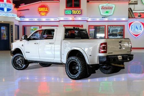 2020 RAM 3500 Laramie Mega Cab 4x4 6'4' Box