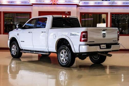 2022 RAM 2500 Laramie Crew Cab 4x4 6'4' Box
