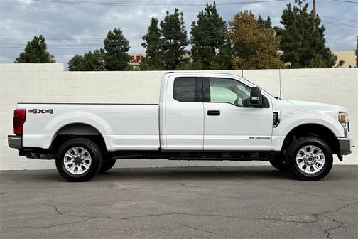 2022 Ford F-350 XLT