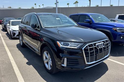 2021 Audi Q7 45 Premium Plus