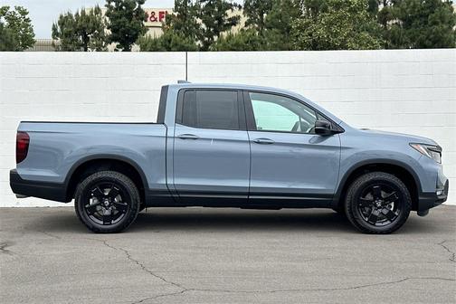 2025 Honda Ridgeline Black Edition