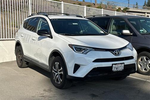 2016 Toyota RAV4 LE