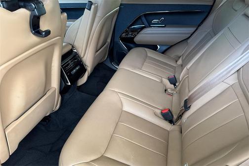 2023 Land Rover Range Rover Sport SE