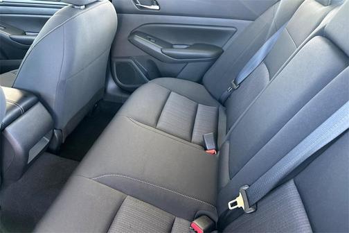 2022 Nissan Altima 2.5 S