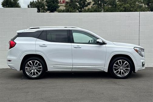 2022 GMC Terrain Denali
