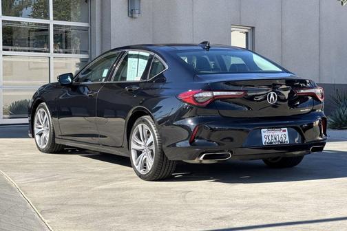 2023 Acura TLX Advance