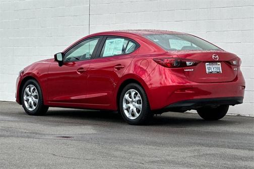 2015 Mazda Mazda3 i Sport