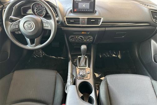 2015 Mazda Mazda3 i Sport