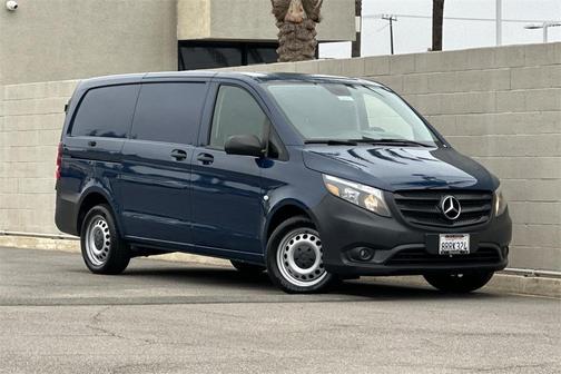 2020 Mercedes-Benz Metris Base
