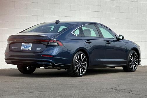 2025 Honda Accord Hybrid Touring
