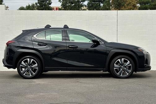 2024 Lexus UX 250h Base