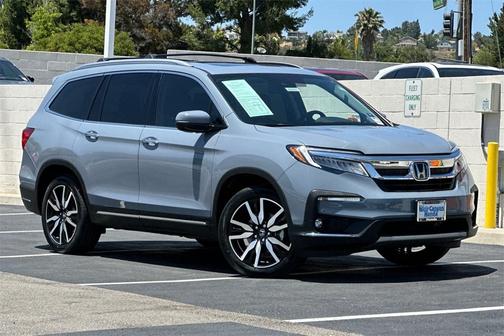 2022 Honda Pilot Touring 7-Passenger