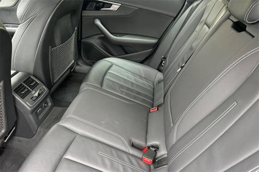 2021 Audi A4 45 S line Premium Plus