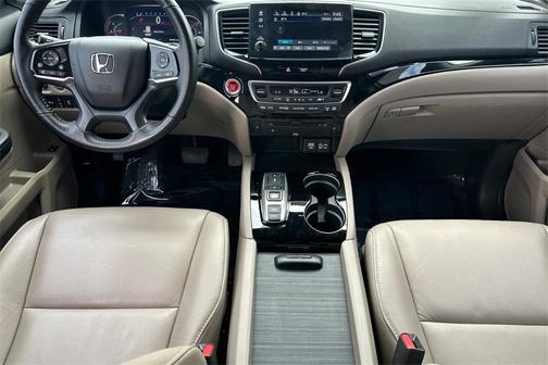 2021 Honda Pilot Touring 8-Passenger