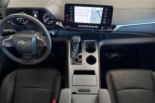 2024 Toyota Sienna XSE 7 Passenger