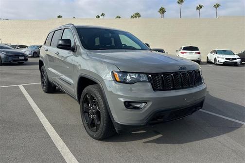 2019 Jeep Grand Cherokee Laredo
