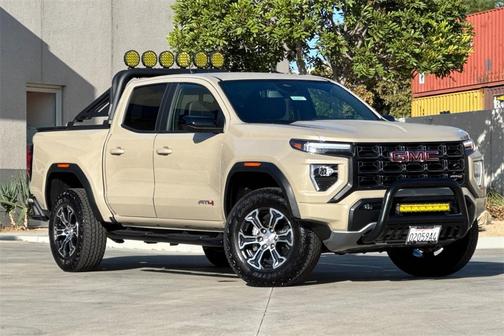 2024 GMC Canyon AT4