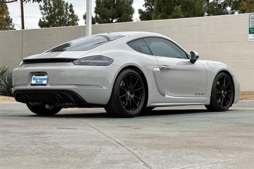 2023 Porsche 718 Cayman GTS 4.0