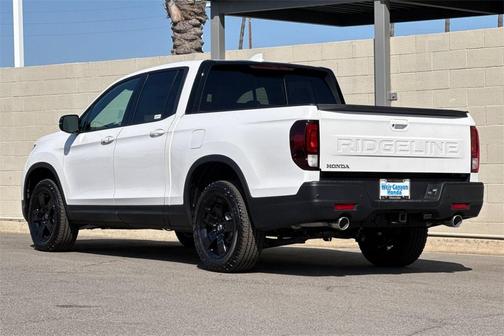 2025 Honda Ridgeline Black Edition