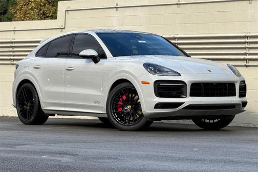 2021 Porsche Cayenne GTS
