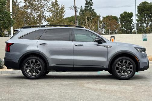 2022 Kia Sorento X-Line EX