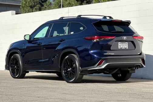 2023 Toyota Highlander XSE