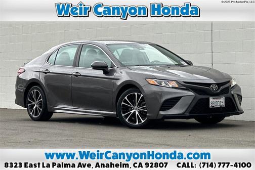2020 Toyota Camry SE