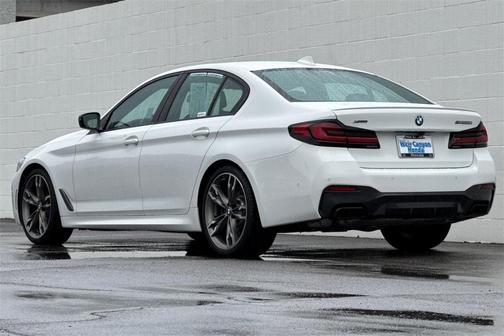 2023 BMW M550 i xDrive
