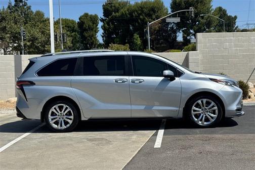 2021 Toyota Sienna
