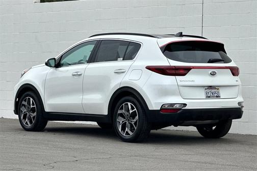 2022 Kia Sportage EX
