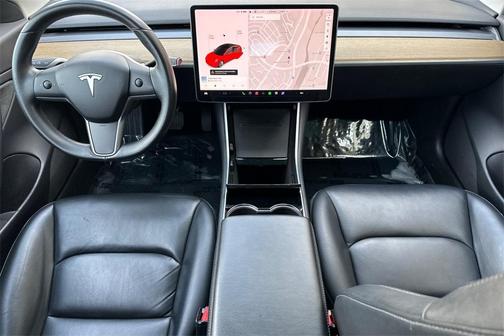 2019 Tesla Model 3 Standard Range Plus