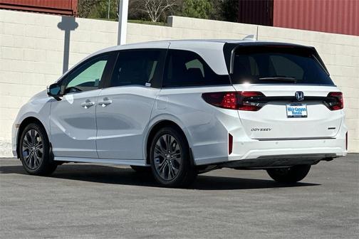 2025 Honda Odyssey Touring