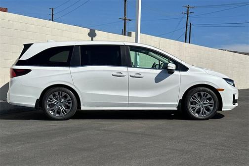 2025 Honda Odyssey Touring