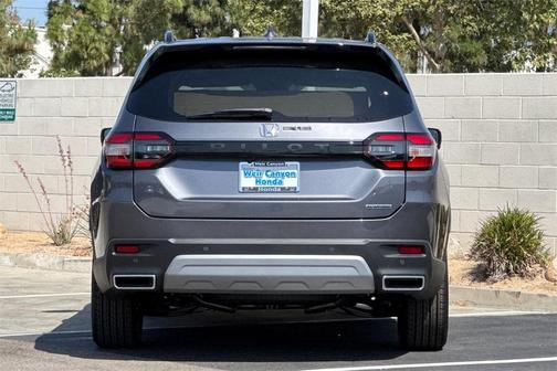 2025 Honda Pilot Touring